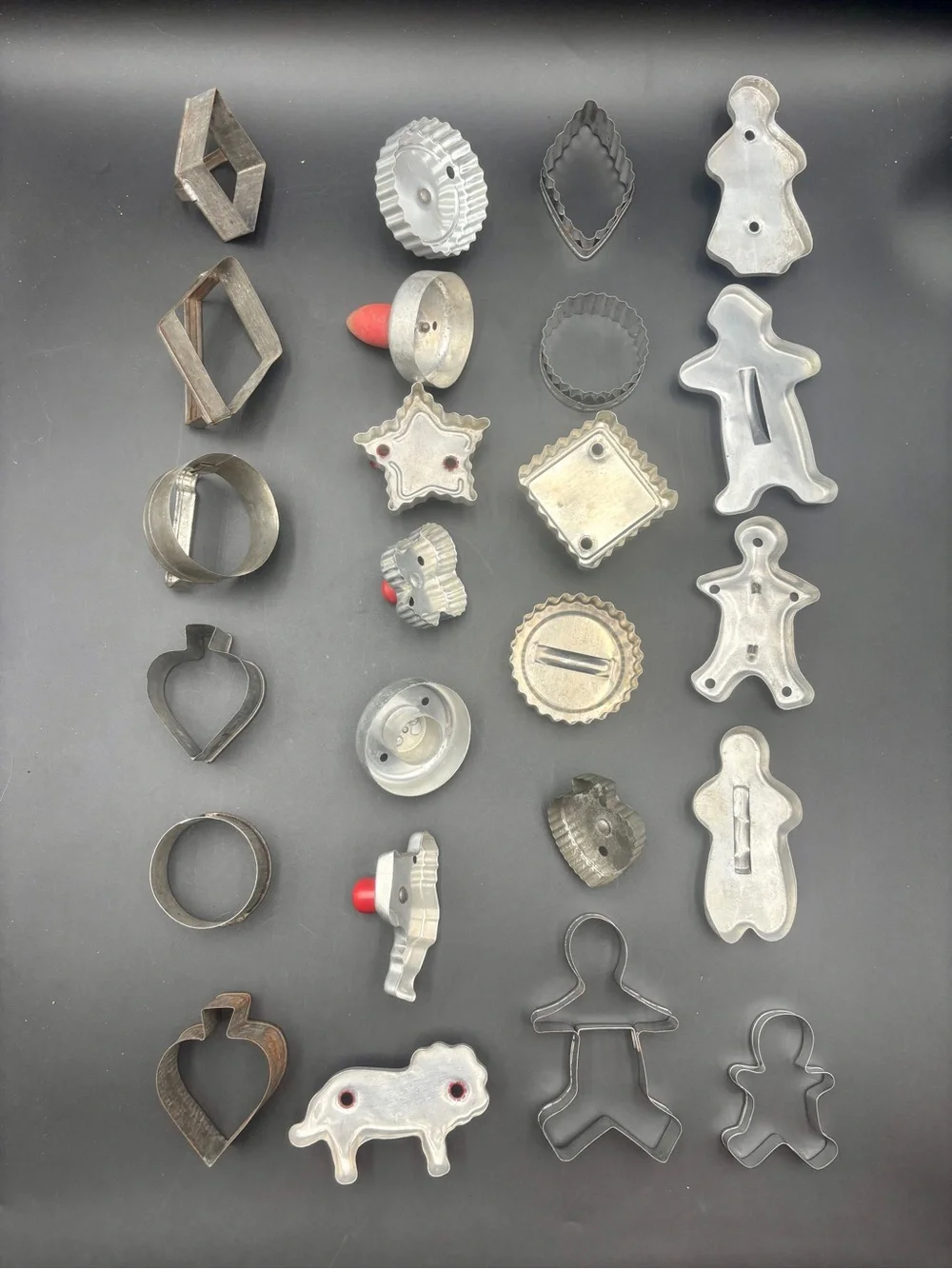 Vintage Metal Cookie Cutter Lot (24 Pieces) – Gingerbread Men, Animals & Shapes